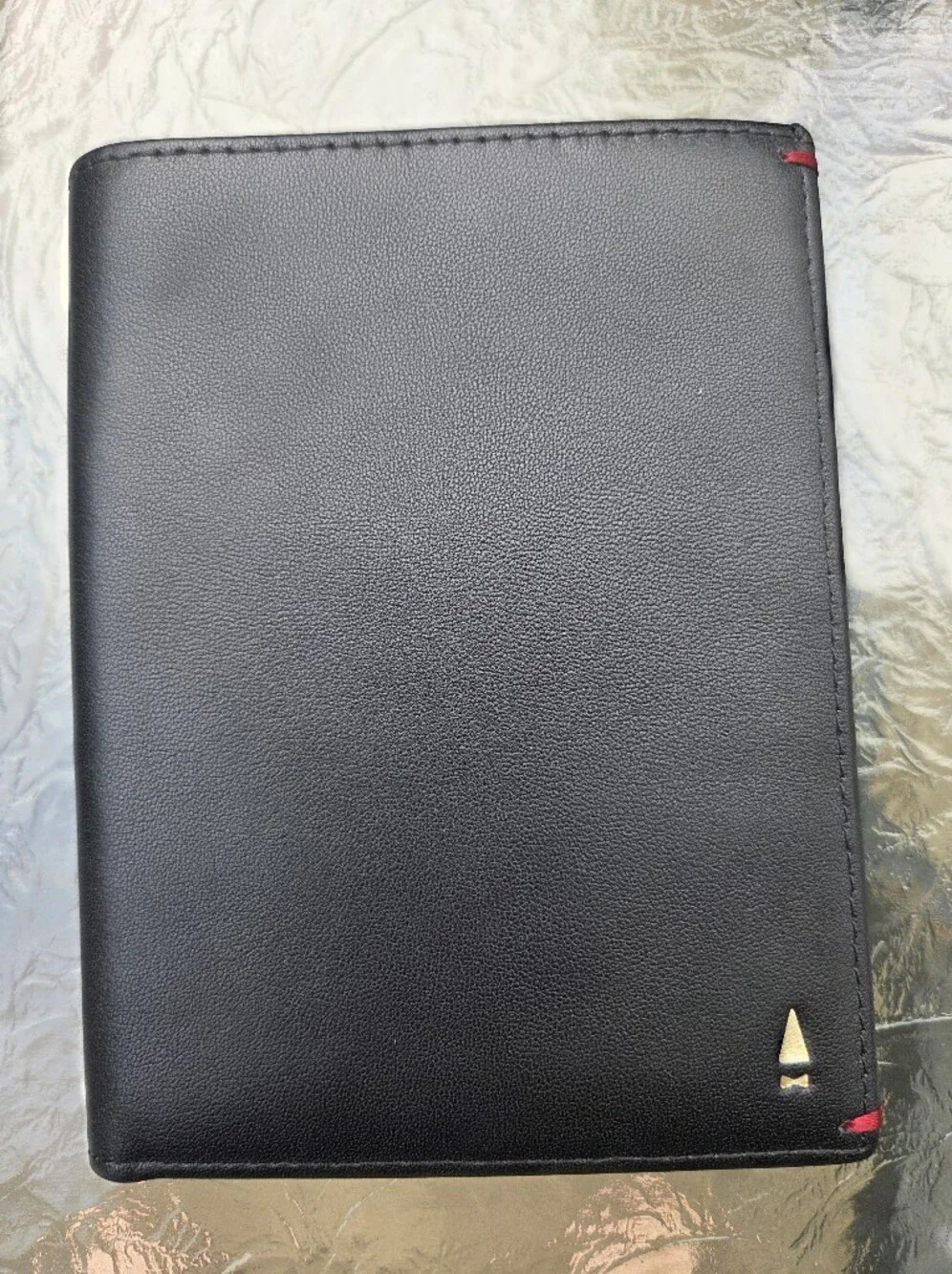 GNOME & BOW Herman Passport Coin Pouch Bifold Wallet Men Genuine Leather New